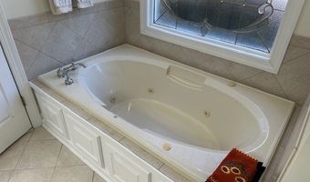 104 Lucky Ln, Andalusia, AL 36421