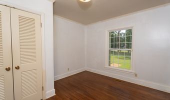 3202 Old Dawson Rd, Albany, GA 31707