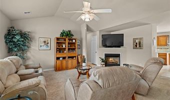 8 Hillswick Dr, Bella Vista, AR 72715