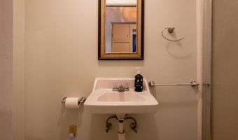 928 E Main St, Batesville, AR 72501
