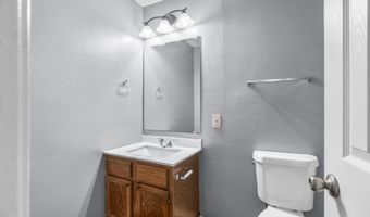 1309 Country Oaks Dr, Benton, AR 72015