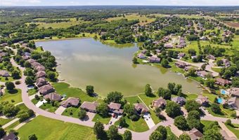 15586 Cedar Ln, Basehor, KS 66007