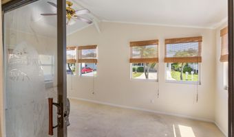 333 Loquat Dr, Barefoot Bay, FL 32976
