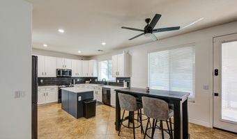 10926 W Locust Ln, Avondale, AZ 85323