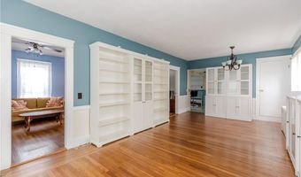 71 Clarence St, Cranston, RI 02910