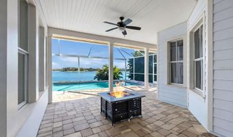 5237 BRIGHTON SHORE Dr, Apollo Beach, FL 33572