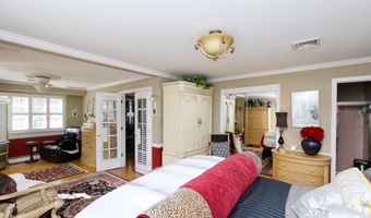 7052 WARDELL St, Annandale, VA 22003