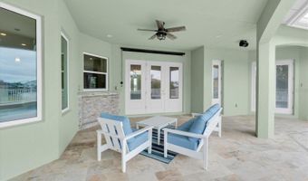 811 BIRDIE Way, Apollo Beach, FL 33572