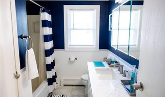 58 Allston Ave, Middletown, RI 02842