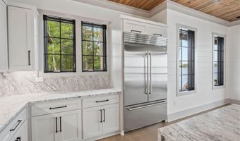 166 Heritage Pt N, Alexander City, AL 35010