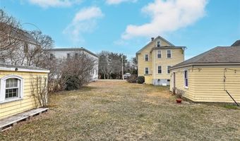509 Middle Highway Hwy 2, Barrington, RI 02806