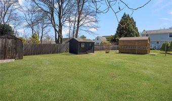 292 Boulevard, Middletown, RI 02842