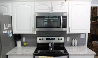 204 PORTSOUTH Ln, Alabaster, AL 35007