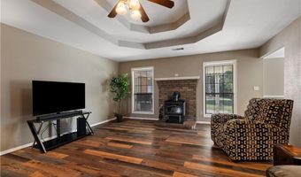 3820 Newberry Ln, Alma, AR 72921