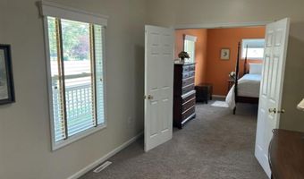 184 S 1st St W, Cowley, WY 82420