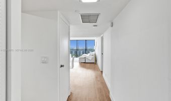 20379 W Country Club Dr 1440, Aventura, FL 33180