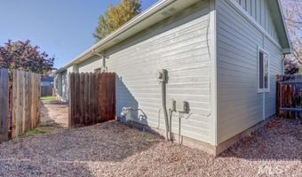 5862 N Bremerton Pl, Boise, ID 83714