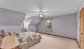 731 E 1100 Rd, Baldwin City, KS 66006
