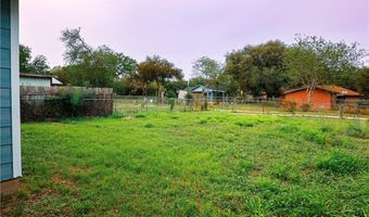 109 Dewey Ave, Alice, TX 78332