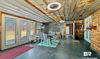 13545 Lyons Ave, Bayou La Batre, AL 36509