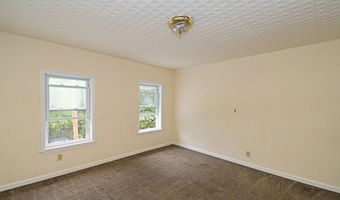 210 S CHESTNUT St, Ambler, PA 19002