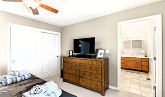 87 Glade Cir, Campton, NH 03223