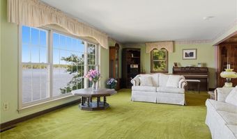 585 Reservoir Rd, Burrillville, RI 02859