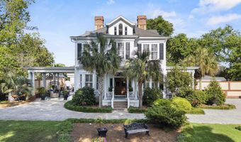 1704 Fair St, Camden, SC 29020