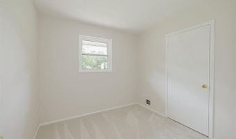 5004 EASTCHESTER Cir, Alexandria, VA 22310