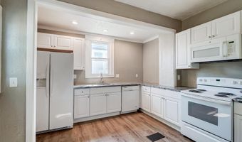 880 Thomas Ave, Columbus, OH 43223