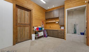 5730 Jackson Creek Rd, Bozeman, MT 59715
