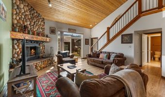 464 Firelight Dr, Big Sky, MT 59716