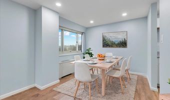 4520 KING St 601, Alexandria, VA 22302