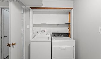 6039 Roosevelt Ave, Beulah, CO 81023