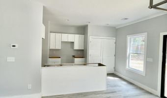 718 Ellene St, Camden, SC 29020