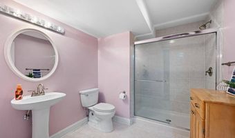 97 Ponds Edge Ct, Felton, DE 19943