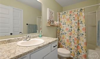 1447 Arnold Dr SE, Allenhurst, GA 31301