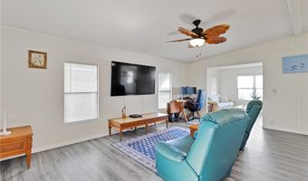 625 Puffin Dr, Barefoot Bay, FL 32976