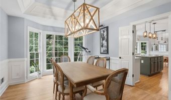 5050 Southlake Dr, Alpharetta, GA 30005
