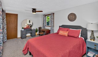 19541 515th Ave, Ames, IA 50014