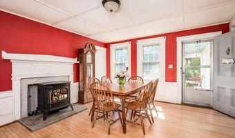 366 Old Concord Tpke, Barrington, NH 03825