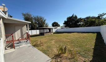 208 CENTER St, Auburndale, FL 33823