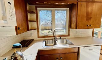 117 Elizabeth Dr, Aberdeen, SD 57401