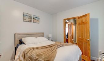 9 Waites Wharf 1, Newport, RI 02840