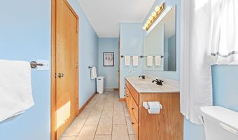 853 Fairway Dr, Alliance, OH 44601