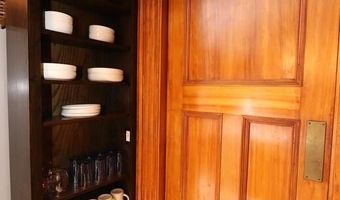 15 McKinley St, Bangor, ME 04401