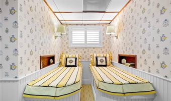 24 Brown And Howard Wharf 302, Newport, RI 02840