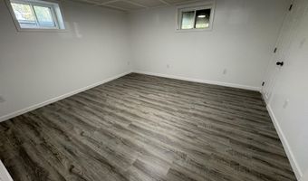 802 S Merton St, Aberdeen, SD 57401