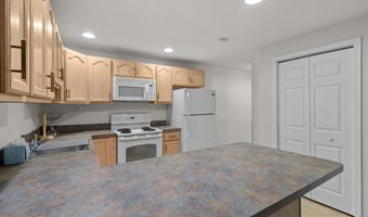 8 TAMAR Ct, Bear, DE 19701