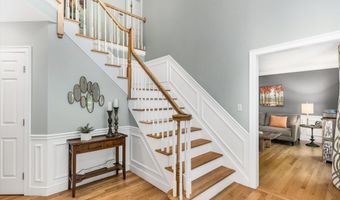 11 Mcafee Farm Rd, Bedford, NH 03110